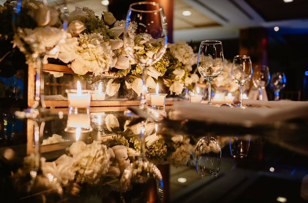 Mesa con velas